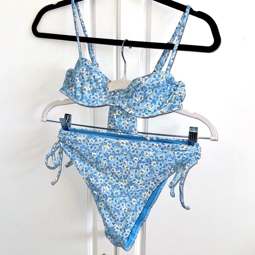 A&F Women’s Tie-Back Bikini Set